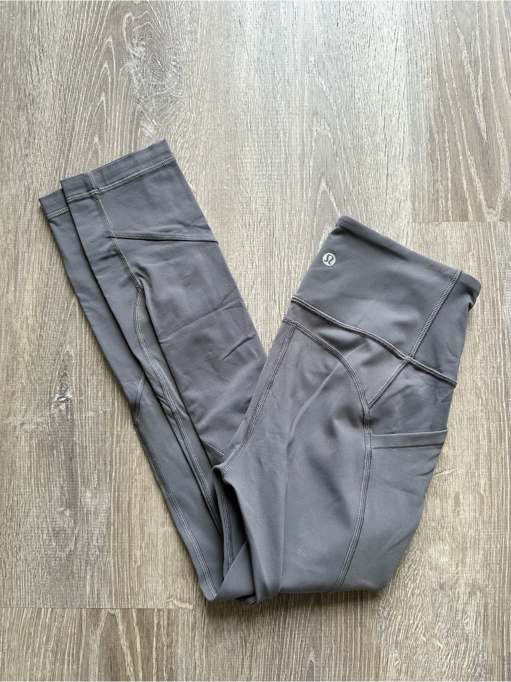 Lululemon leggings size 4